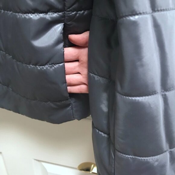 Lovely Nikki Jones 2 in 1 Classic High Collar Coat wth Peuter Silver Vest Jacket - Picture 8 of 12